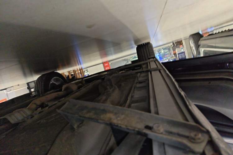 Used EXEED Lingyun 2020 1.6T Two-Wheel Drive Star Edition Left Side Sill