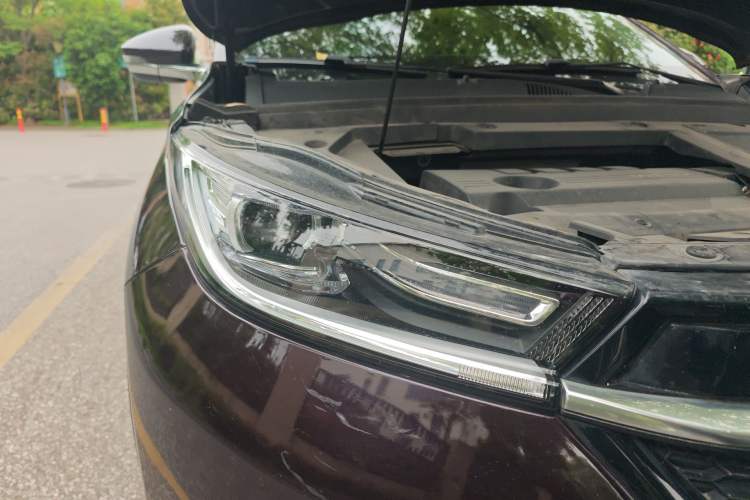 Used EXEED Lingyun 2020 1.6T Two-Wheel Drive Star Edition Right Front Headlight