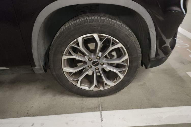 Used EXEED Lingyun 2020 1.6T Two-Wheel Drive Star Edition Right Front Wheel Hub