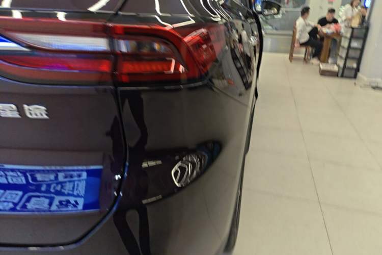 Used EXEED Lingyun 2020 1.6T Two-Wheel Drive Star Edition Right Rear Taillight