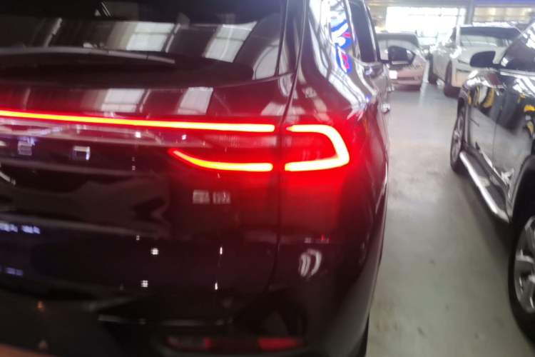 Used EXEED Lingyun 2020 1.6T Two-Wheel Drive Star Edition Right Rear Taillight