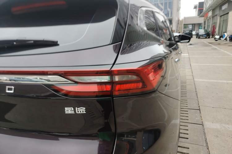 Used EXEED Lingyun 2020 1.6T Two-Wheel Drive Star Edition Right Rear Taillight