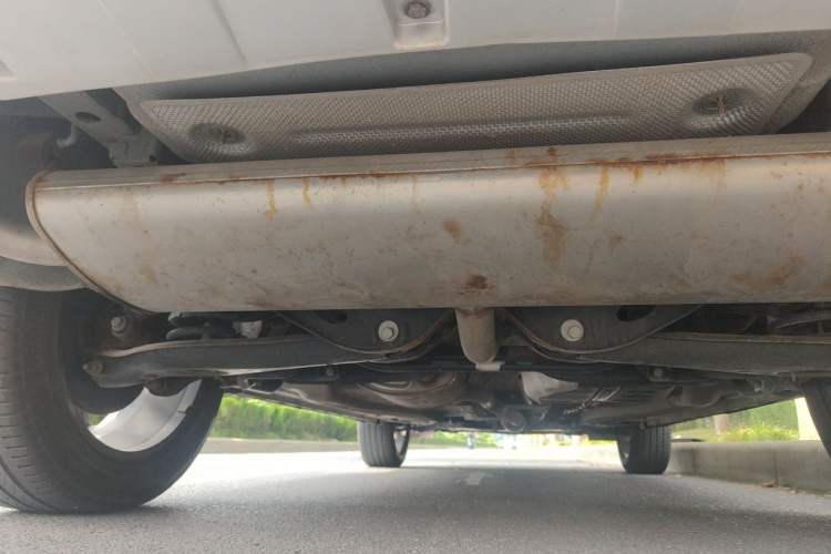 Used EXEED Lingyun 2020 1.6T Two-Wheel Drive Star Edition Chassis Rear