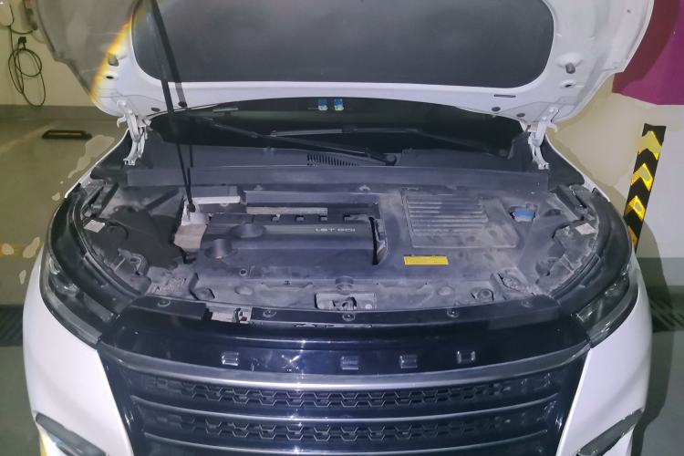 Used EXEED Lingyun 2020 1.6T Two-Wheel Drive Star Edition Engine Bay
