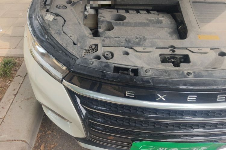 Used EXEED Lingyun 2020 1.6T Two-Wheel Drive Star Edition Engine Bay Right
