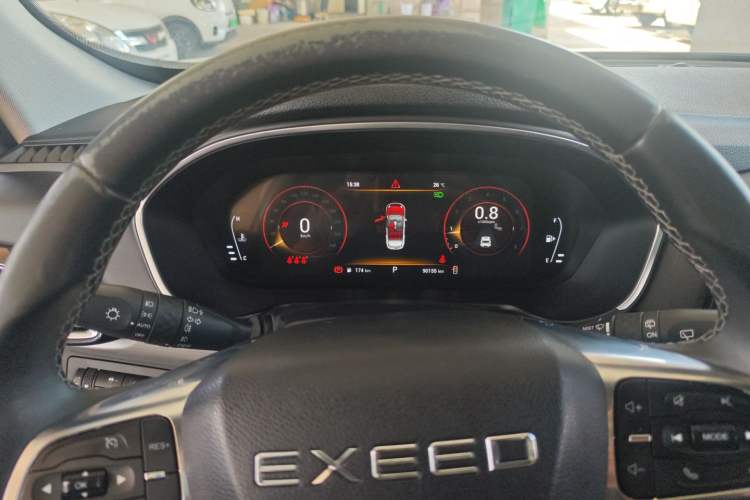Used EXEED Lingyun 2020 1.6T Two-Wheel Drive Star Edition Instrument Cluster