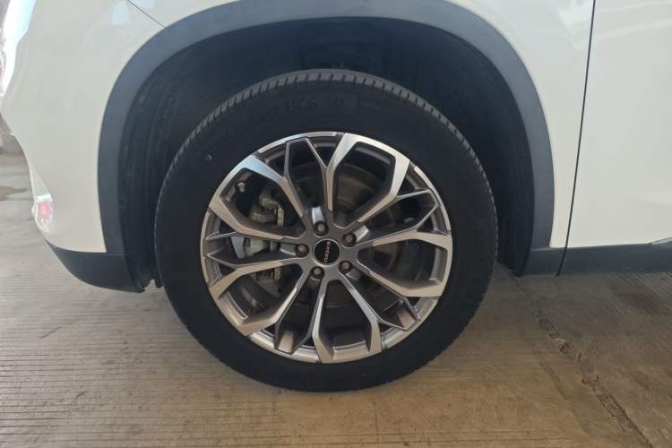Used EXEED Lingyun 2020 1.6T Two-Wheel Drive Star Edition Left Front Wheel Hub