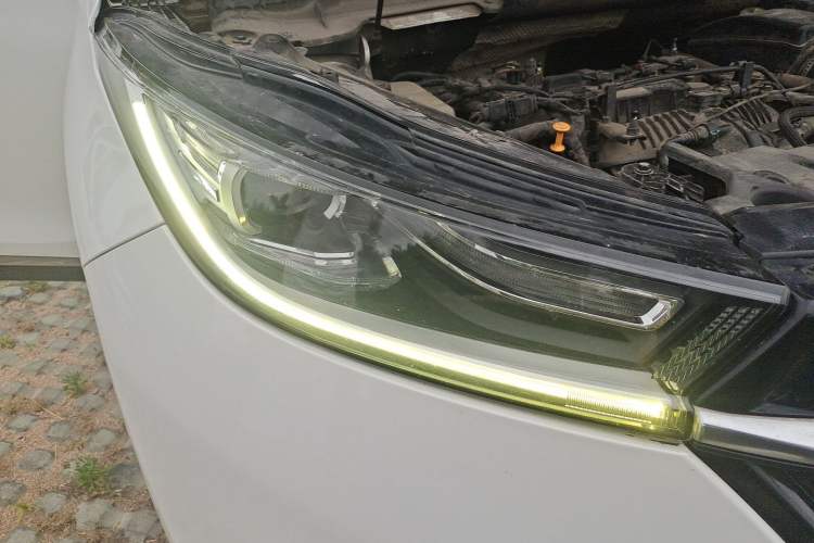 Used EXEED Lingyun 2020 1.6T Two-Wheel Drive Star Edition Right Front Headlight