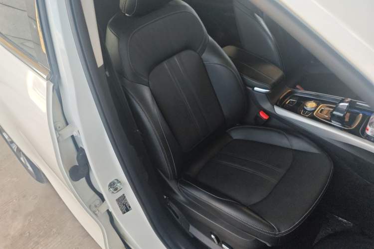 Used EXEED Lingyun 2020 1.6T Two-Wheel Drive Star Edition Right Front Seat