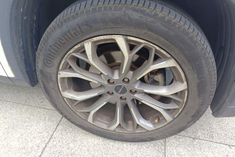Used EXEED Lingyun 2020 1.6T Two-Wheel Drive Star Edition Right Front Wheel Hub