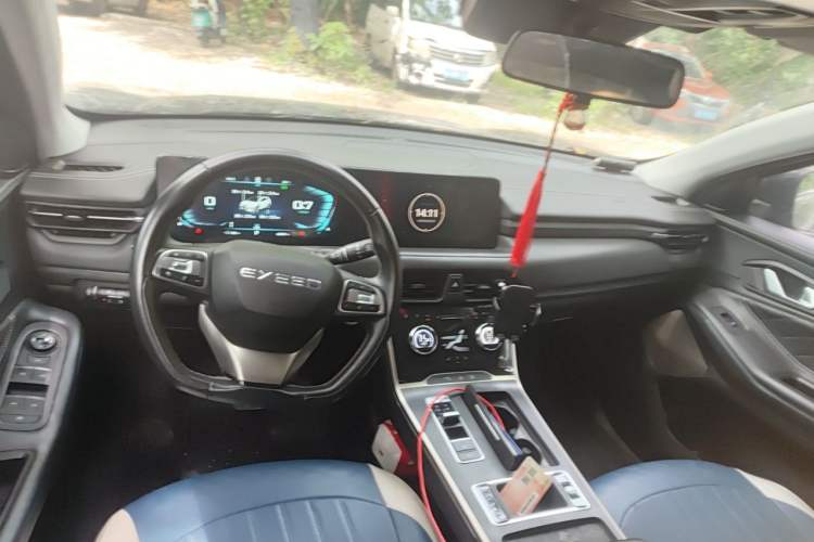 Used EXEED Lingyun 2021 290T Two-Wheel Drive Star Edition Center Console