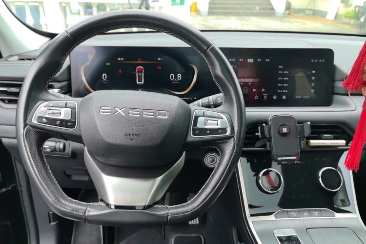Used EXEED Lingyun 2021 290T Two-Wheel Drive Star Edition Center Console