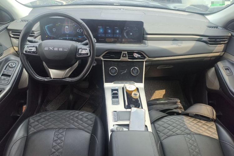 Used EXEED Lingyun 2021 290T Two-Wheel Drive Starry Edition Center Console