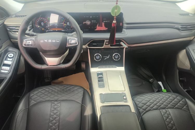Used EXEED Lingyun 2021 290T Two-Wheel Drive Starry Edition Center Console