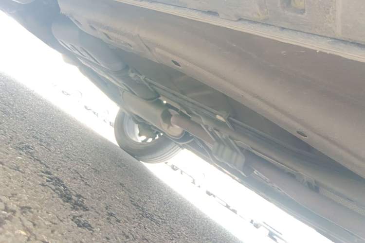 Used EXEED Lingyun 2021 290T Two-Wheel Drive Starry Edition Chassis Front Right