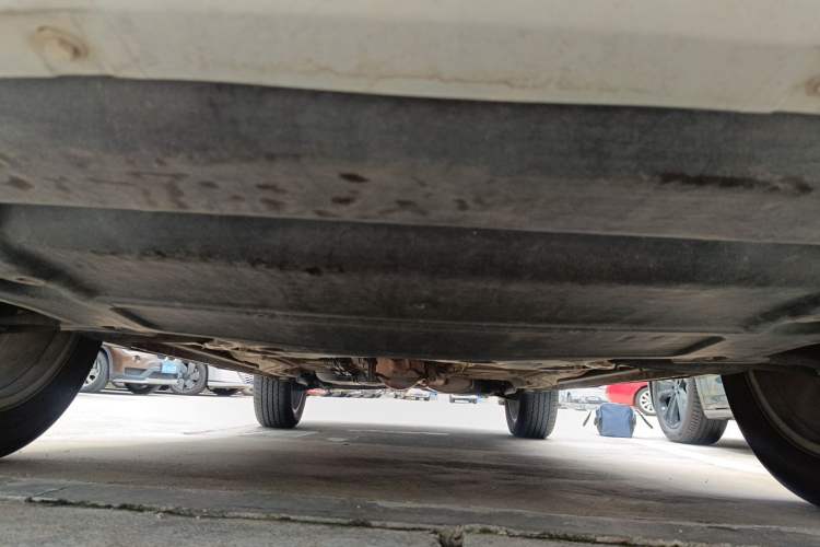 Used EXEED Lingyun 2021 290T Two-Wheel Drive Starry Edition Chassis Rear