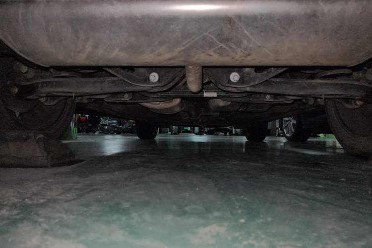 Used EXEED Lingyun 2021 290T Two-Wheel Drive Starry Edition Chassis Rear