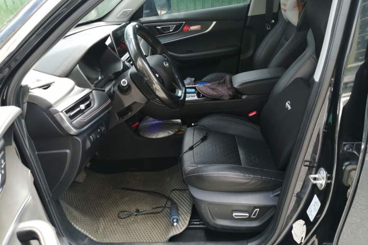 Used EXEED Lingyun 2021 290T Two-Wheel Drive Starry Edition Driver Seat