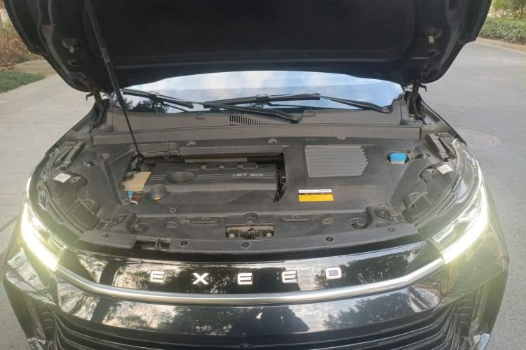 Used EXEED Lingyun 2021 290T Four-Wheel Drive Star Prestige Edition Engine Bay