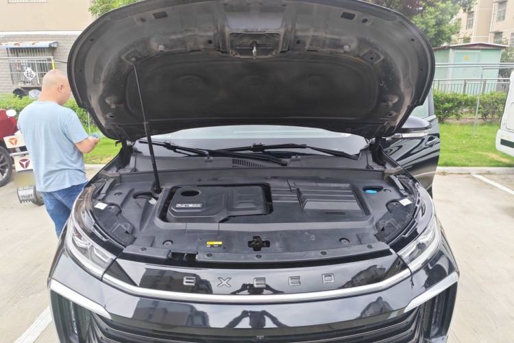 Used EXEED Lingyun 2021 400T Two-Wheel Drive StarRui PRO Edition Engine Bay