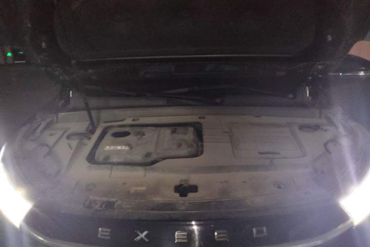 Used EXEED Lingyun 2021 400T Two-Wheel Drive StarRui PRO Edition Engine Bay