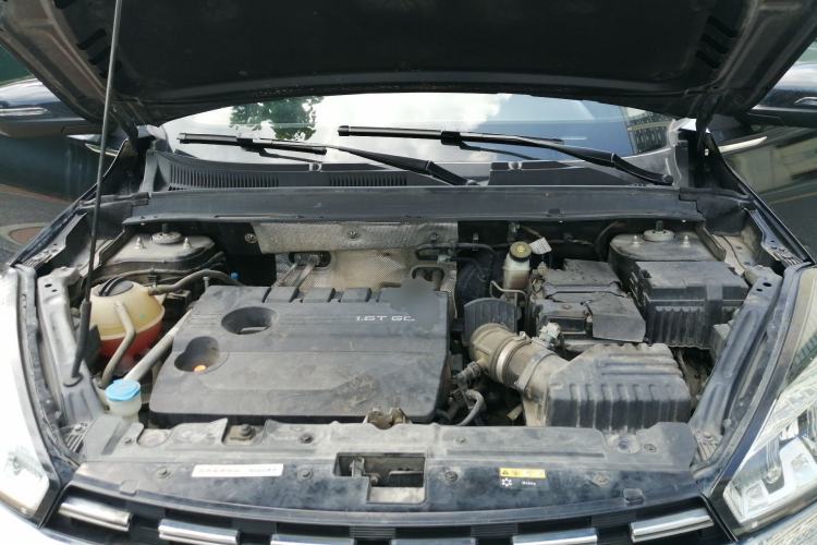 Used EXEED Lingyun 2021 290T Two-Wheel Drive Starry Edition Engine Bay