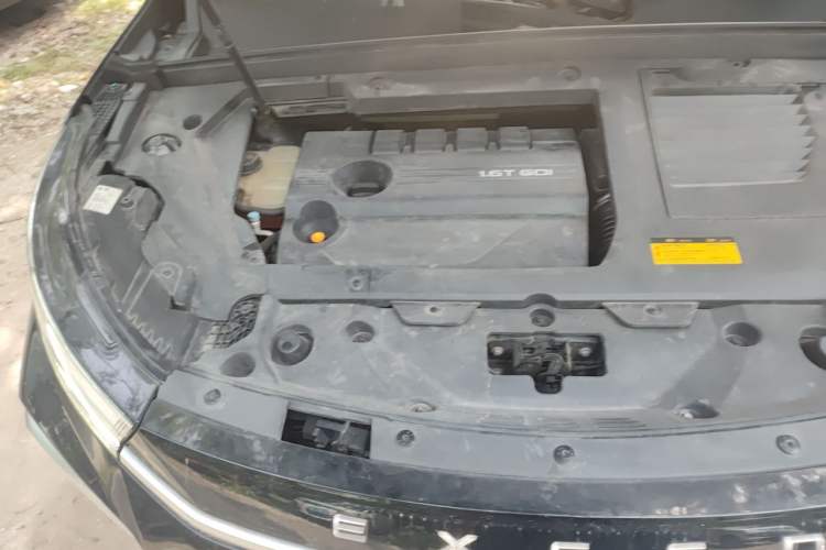 Used EXEED Lingyun 2021 290T Two-Wheel Drive Star Edition Engine Bay Right