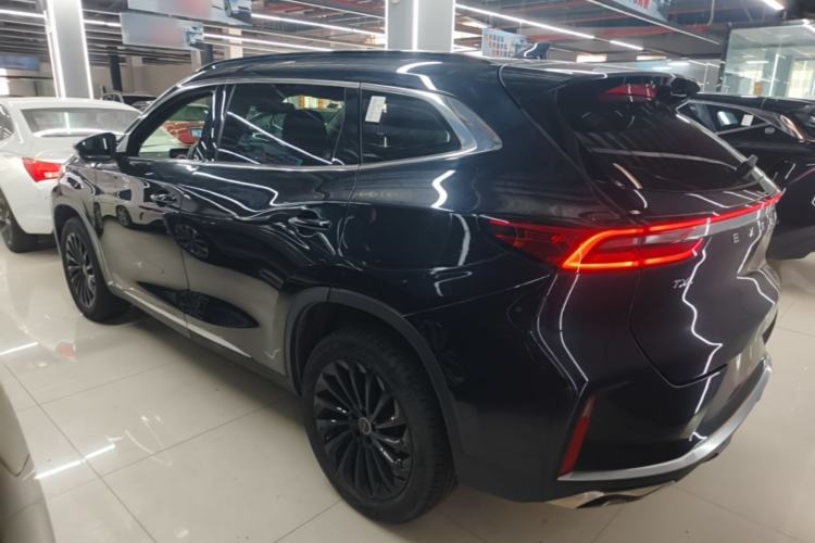 Used EXEED Lingyun 2021 290T Two-Wheel Drive Starry Edition Exterior 2