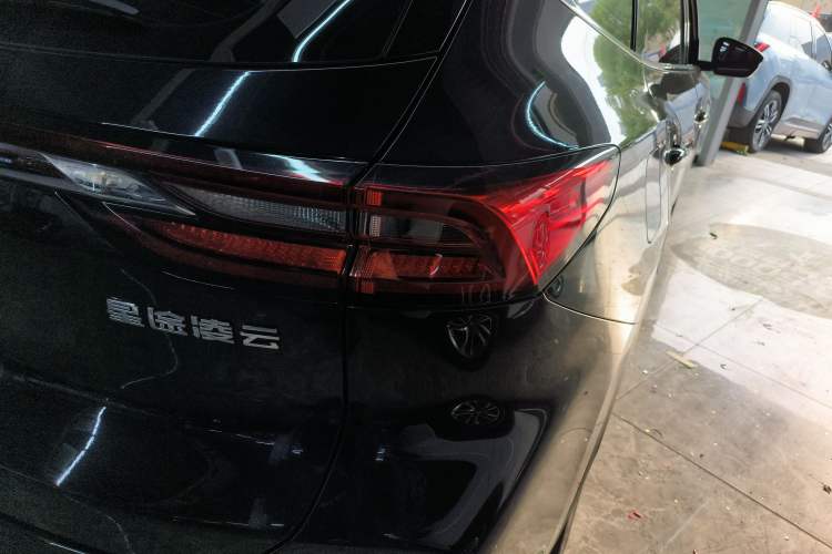 Used EXEED Lingyun 2021 290T Two-Wheel Drive Starry Edition Exterior 3