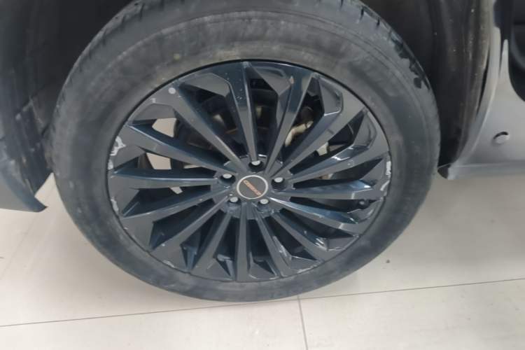 Used EXEED Lingyun 2021 290T Two-Wheel Drive Starry Edition Exterior 5