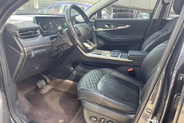 Used EXEED Lingyun 2021 290T Two-Wheel Drive StarRui Edition Interior 3