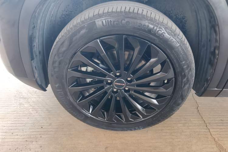 Used EXEED Lingyun 2021 400T Two-Wheel Drive StarRui PRO Edition Left Front Wheel Hub