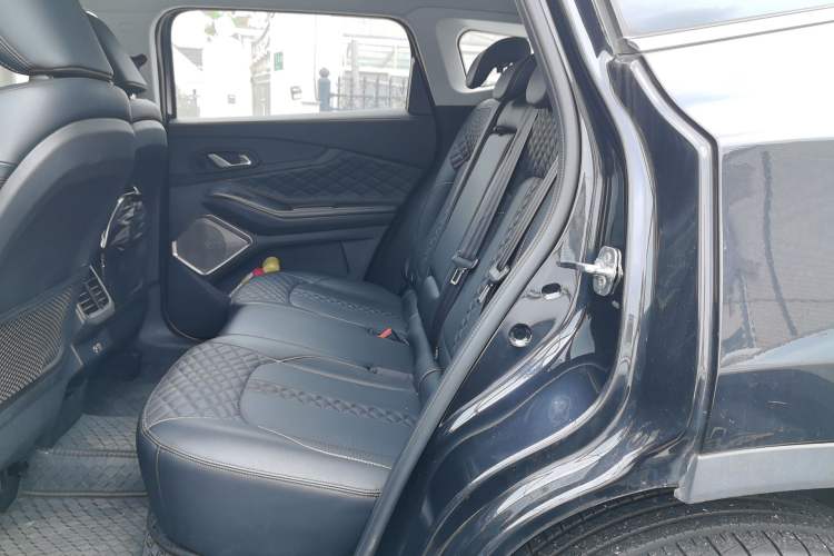 Used EXEED Lingyun 2021 290T Two-Wheel Drive Star Edition Left Rear Seat