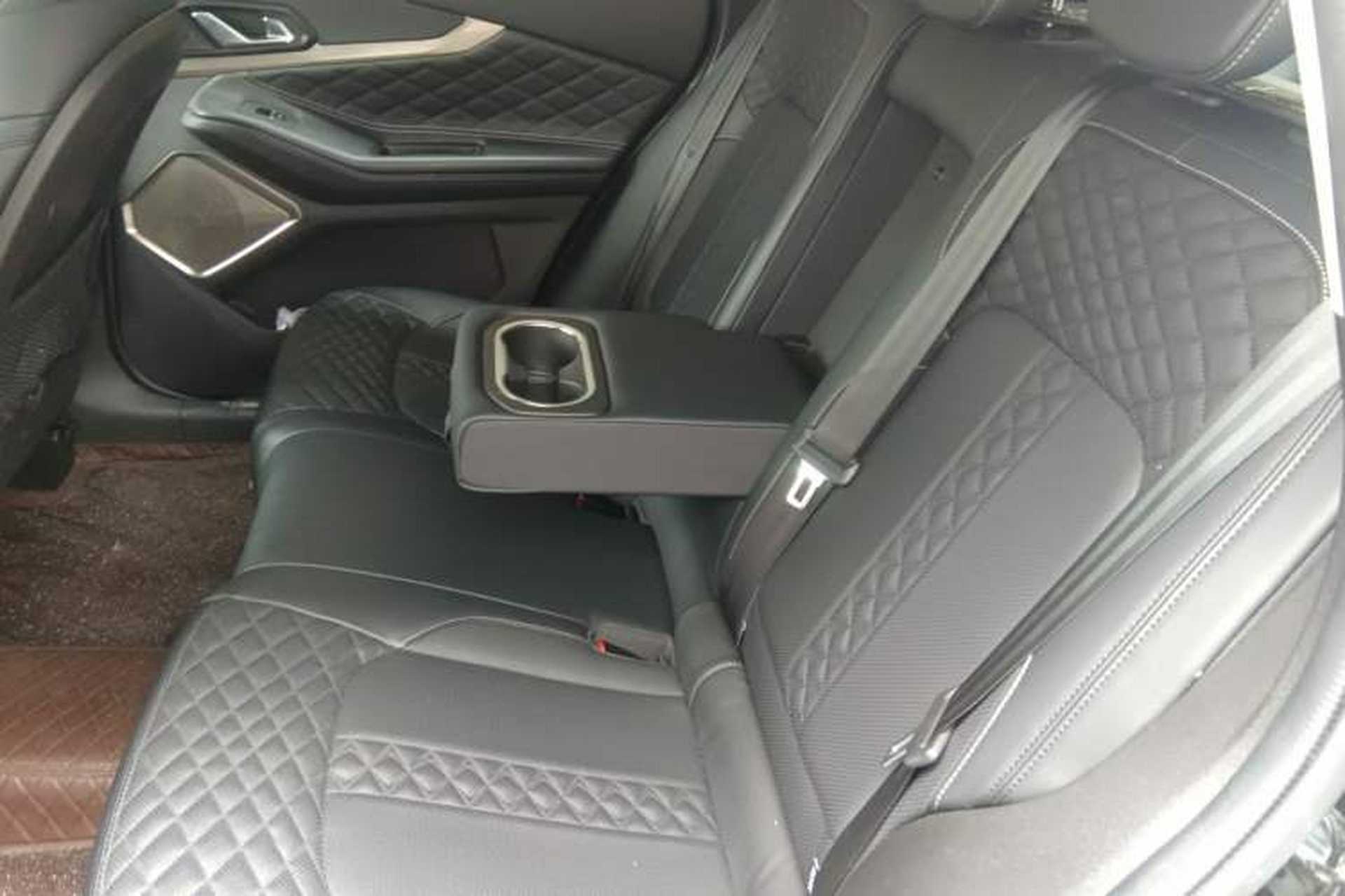 Used EXEED Lingyun 2021 290T Two-Wheel Drive Starry Edition Left Rear Seat