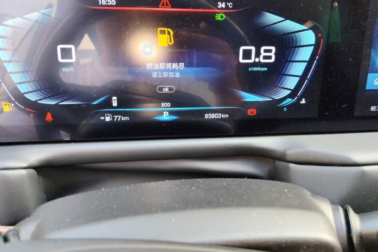Used EXEED Lingyun 2021 290T Two-Wheel Drive Starry Edition Odometer Close Up