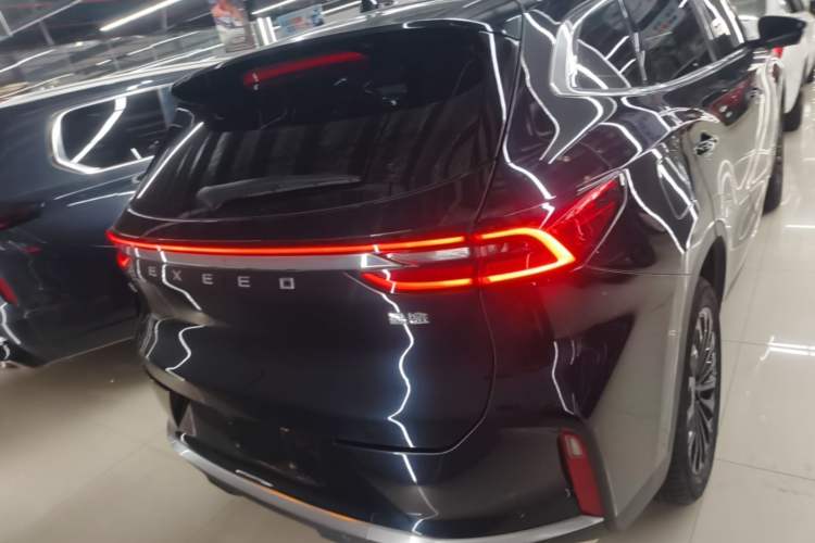 Used EXEED Lingyun 2021 290T Two-Wheel Drive Starry Edition Rear