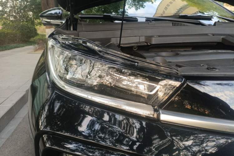 Used EXEED Lingyun 2021 290T Four-Wheel Drive Star Prestige Edition Right Front Headlight