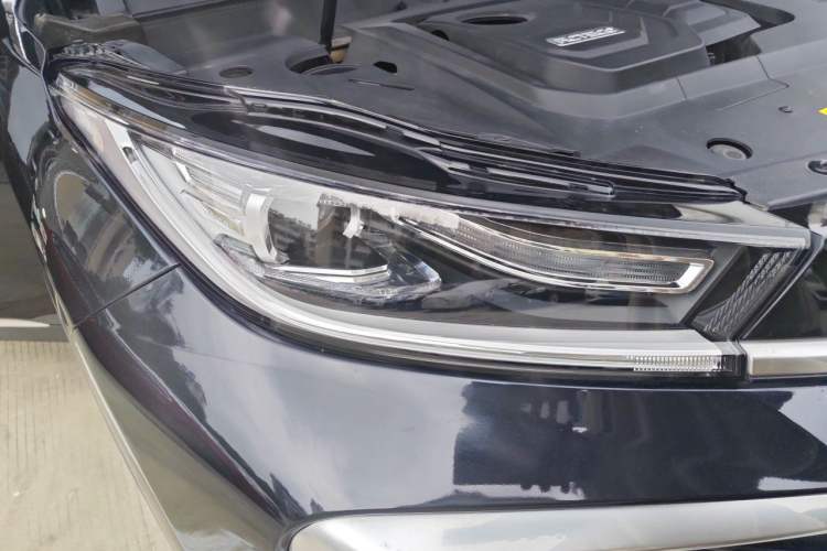 Used EXEED Lingyun 2021 400T Two-Wheel Drive StarRui PRO Edition Right Front Headlight