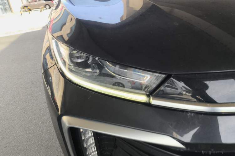 Used EXEED Lingyun 2021 290T Two-Wheel Drive Starry Edition Right Front Headlight
