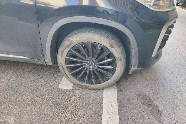 Used EXEED Lingyun 2021 290T Two-Wheel Drive Starry Edition Right Front Wheel Hub