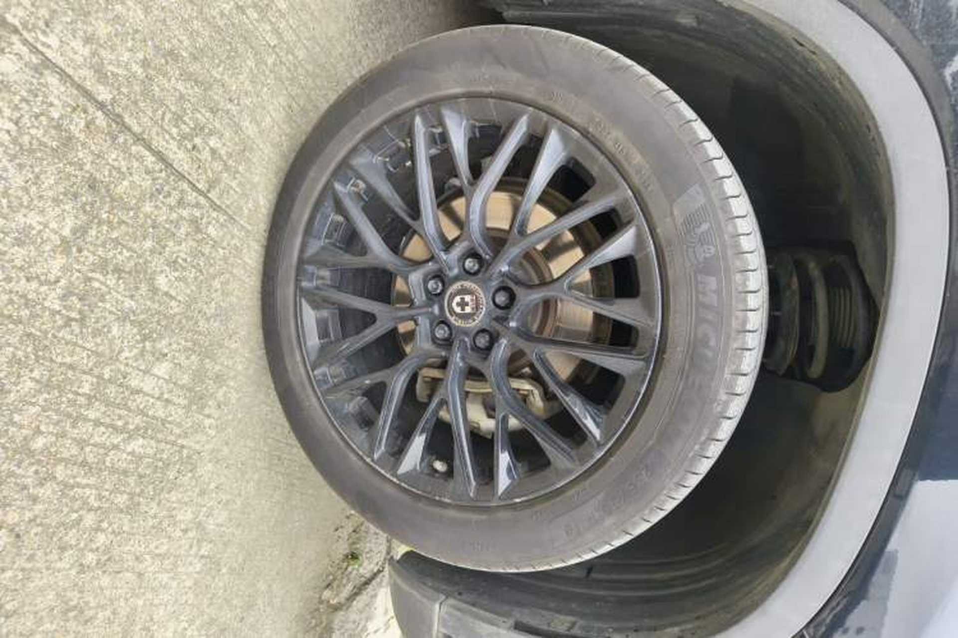 Used EXEED Lingyun 2021 290T Two-Wheel Drive StarRui Edition Right Front Wheel Hub
