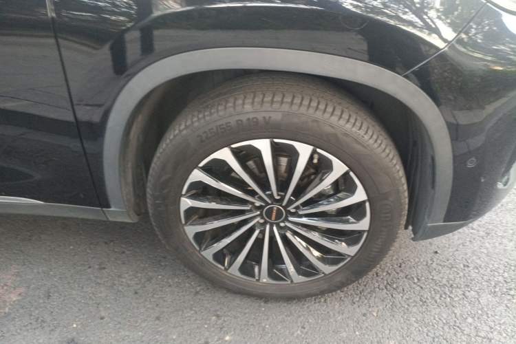 Used EXEED Lingyun 2021 290T Four-Wheel Drive Star Prestige Edition Right Front Wheel Hub