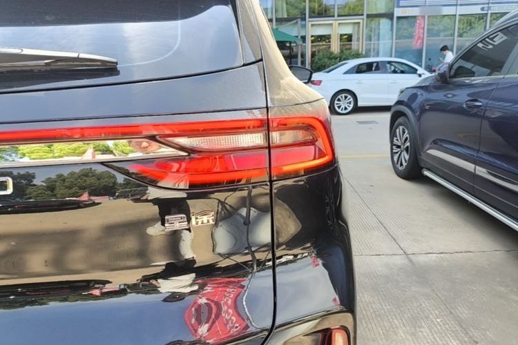 Used EXEED Lingyun 2021 290T Two-Wheel Drive Starry Edition Right Rear Taillight