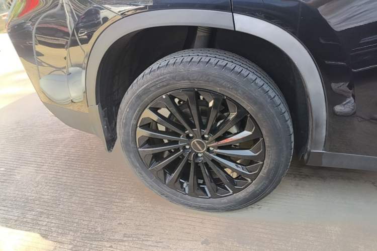 Used EXEED Lingyun 2021 290T Two-Wheel Drive Starry Edition Right Rear Wheel Hub