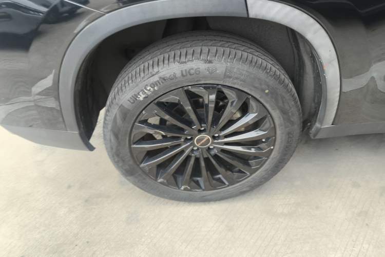 Used EXEED Lingyun 2021 400T Two-Wheel Drive StarRui PRO Edition Right Rear Wheel Hub