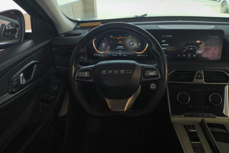 Used EXEED Lingyun 2021 290T Two-Wheel Drive Starry Edition Steering Wheel