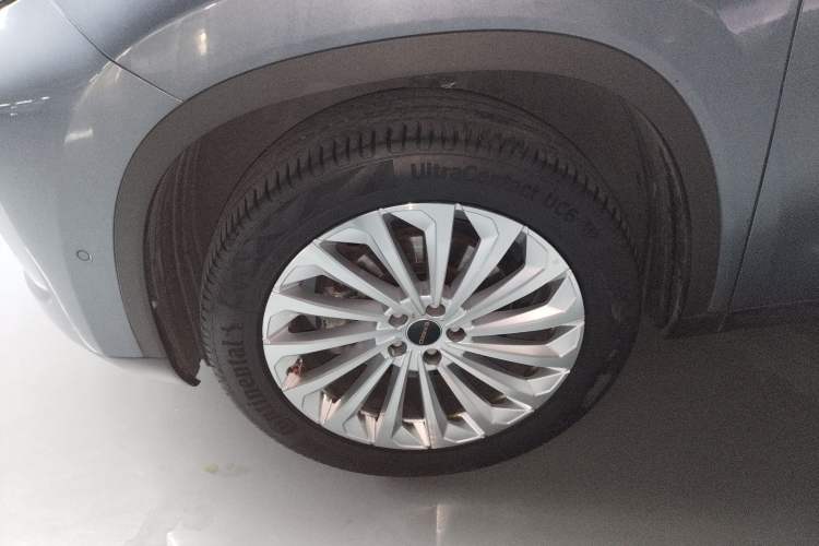 Used EXEED Lingyun 2021 290T Two-Wheel Drive StarRui Edition Left Front Wheel Hub