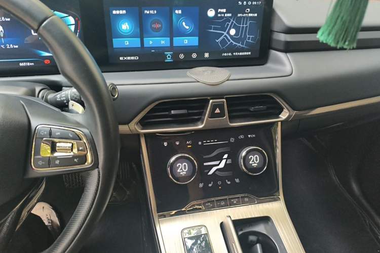 Used EXEED Lingyun 2021 290T Four-Wheel Drive Star Edition Audio And AC Panel