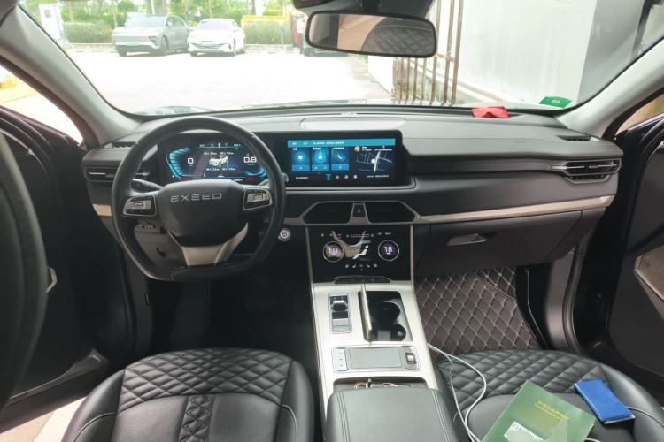 Used EXEED Lingyun 2021 290T Two-Wheel Drive Starry Edition Center Console