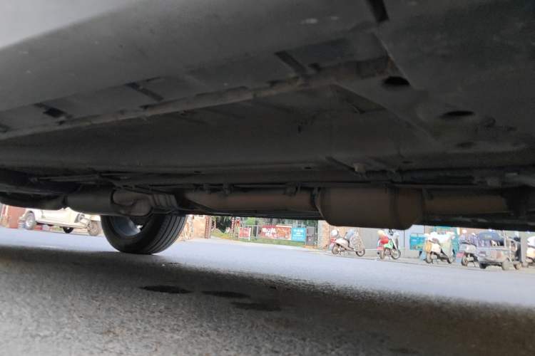 Used EXEED Lingyun 2021 400T Four-Wheel Drive Star Prestige Edition Chassis Front Right